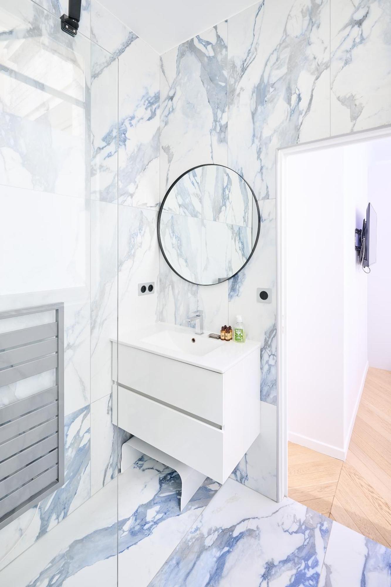 Champs Elysees!Montaigne, New Luxurious 6Pers Flat ปารีส ภายนอก รูปภาพ